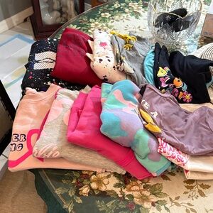 Under Armour, Nike, Disney and more Kids Sweatshirts